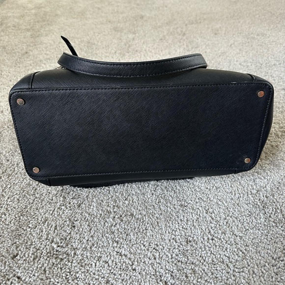 Kate Spade New York Cameron Pocket Tote - Picture 6 of 6